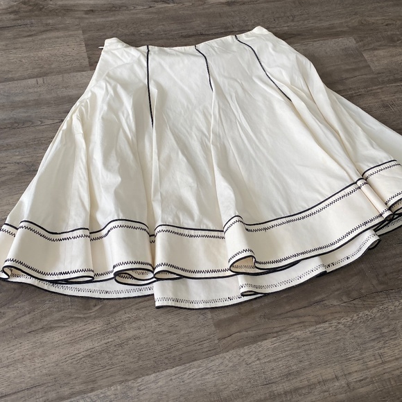 flirty summer skirt - Picture 1 of 3